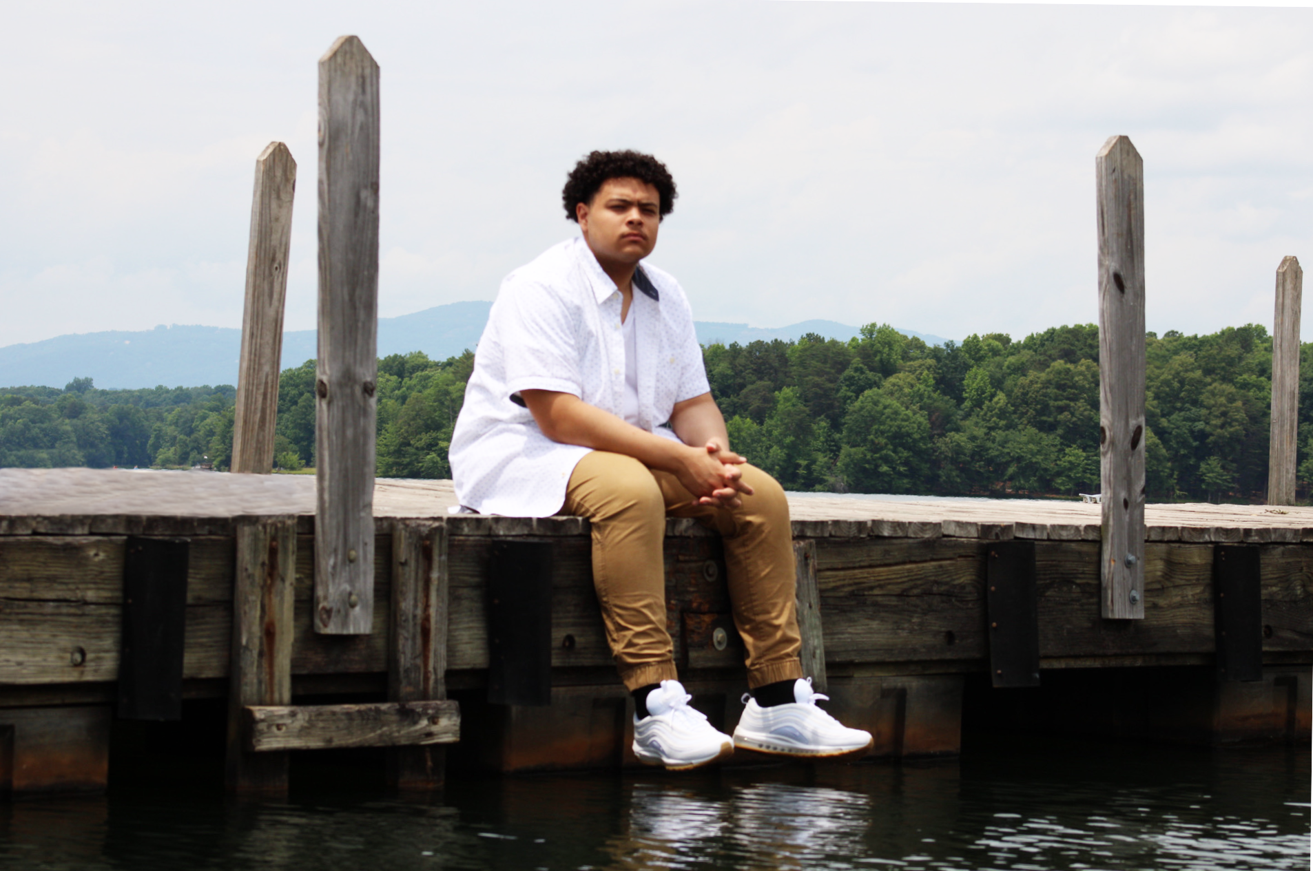 Graduate on lake